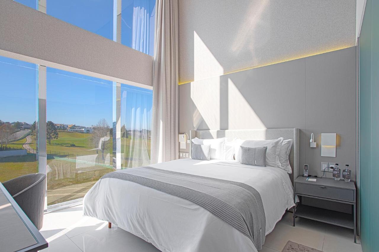 Suryaa Hotel Pinhais, Curio Collection By Hilton Eksteriør bilde