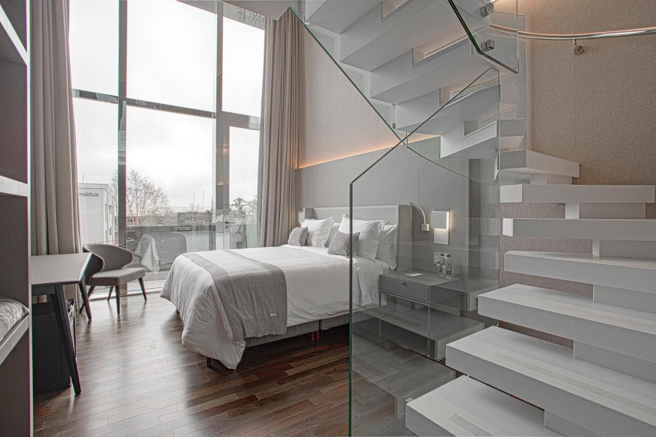 Suryaa Hotel Pinhais, Curio Collection By Hilton Eksteriør bilde