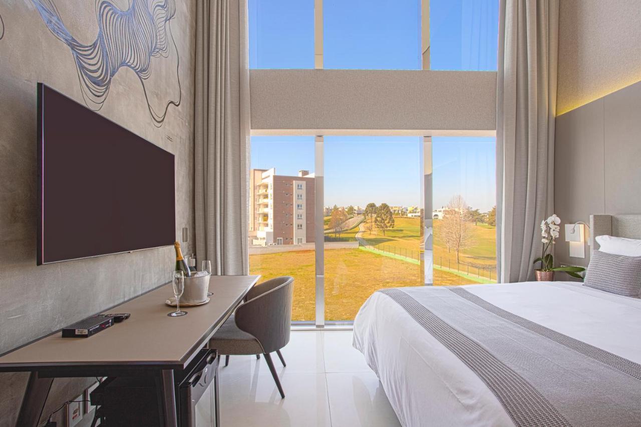 Suryaa Hotel Pinhais, Curio Collection By Hilton Eksteriør bilde