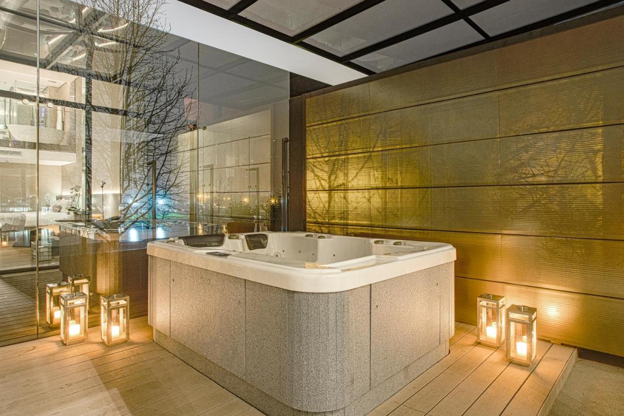 Suryaa Hotel Pinhais, Curio Collection By Hilton Eksteriør bilde