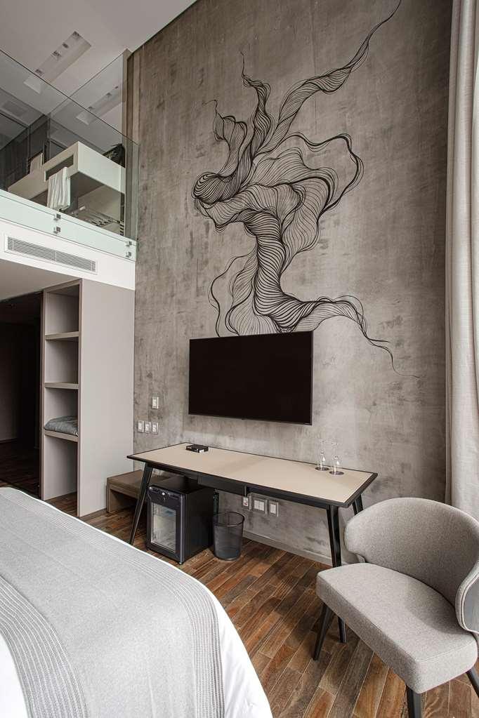 Suryaa Hotel Pinhais, Curio Collection By Hilton Rom bilde